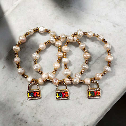 PEARL LOVE BRACELET