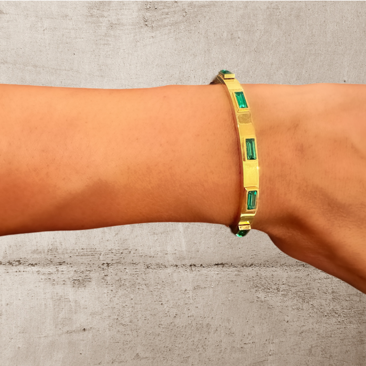GREEN WITH ENVY BRACELET - Butterfly Alley Jewelry