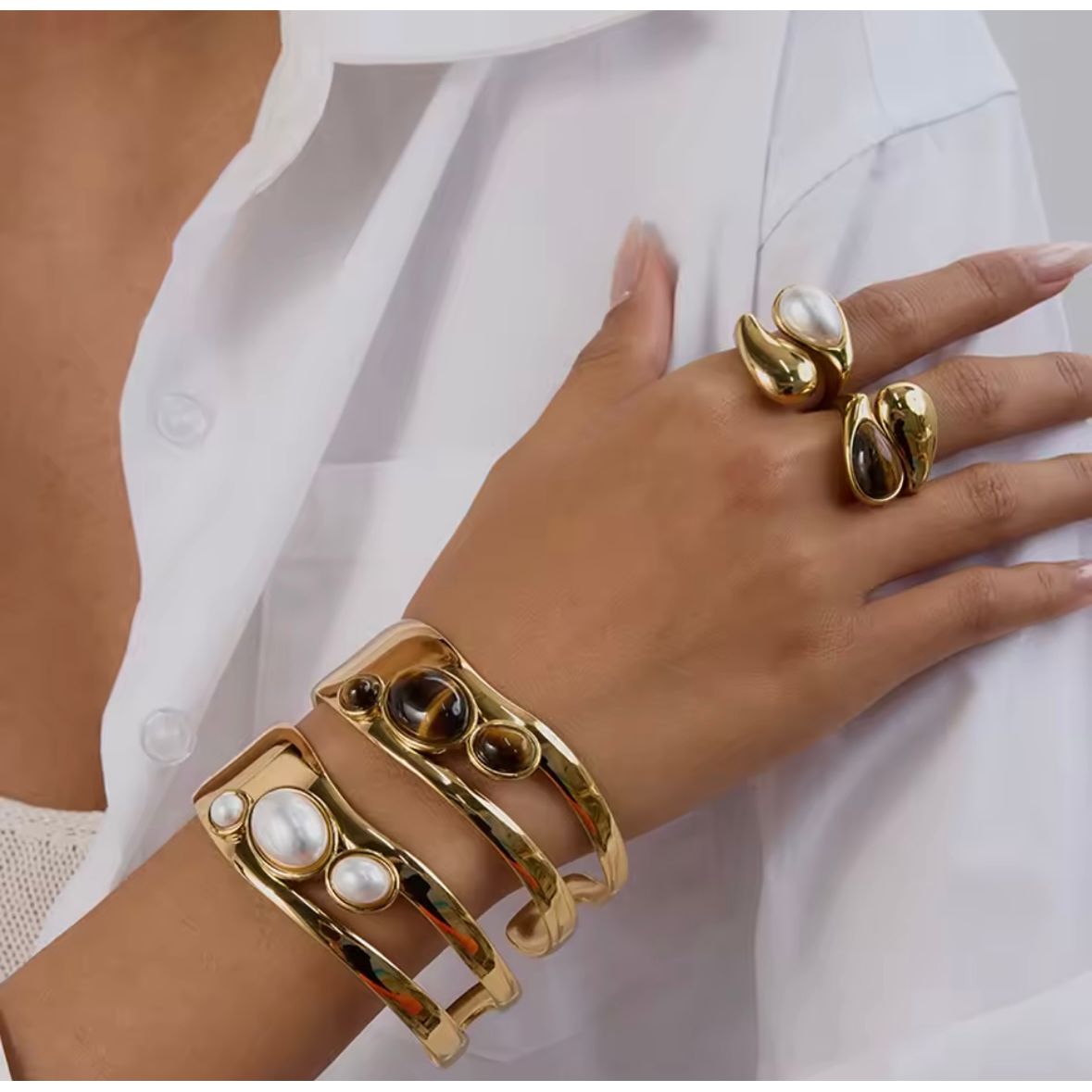JOYO CUFF BRACELET