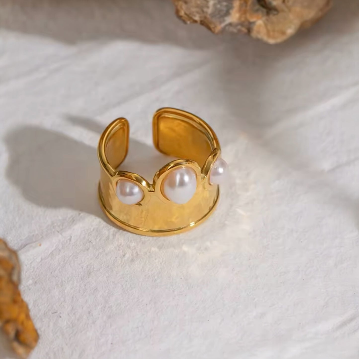 LILY RING