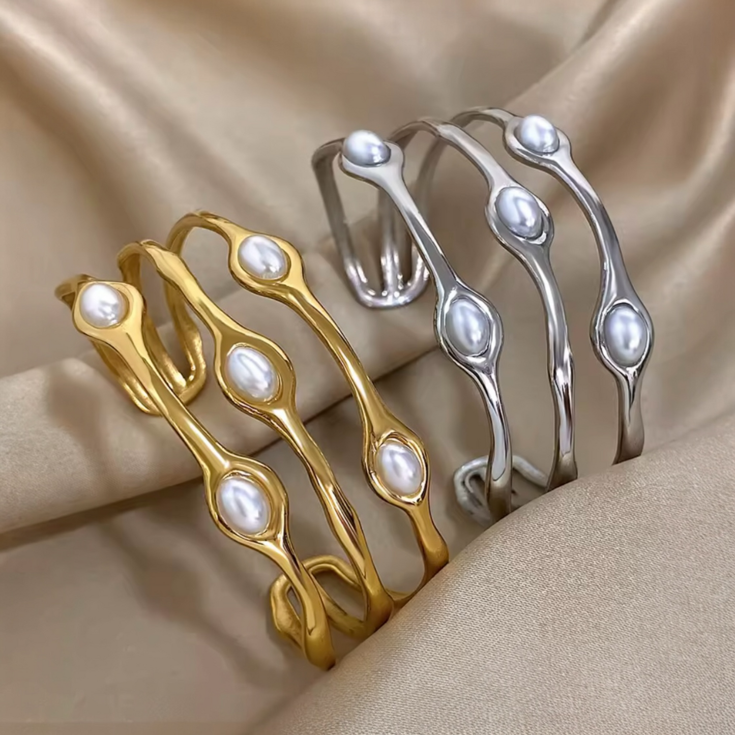 CELESTE WAVE BRACELET