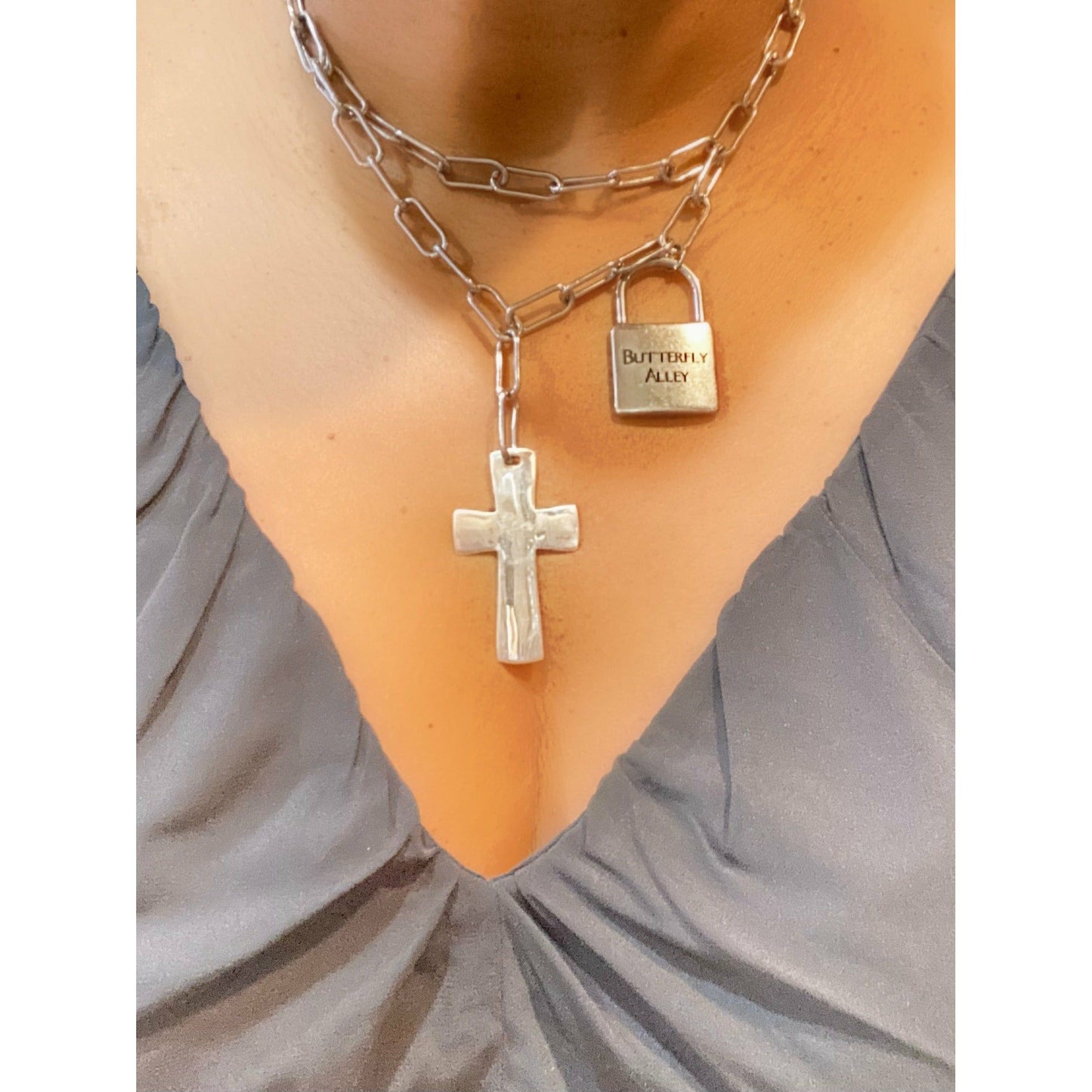 I SEE YOU TIFFANY - Butterfly Alley Jewelry