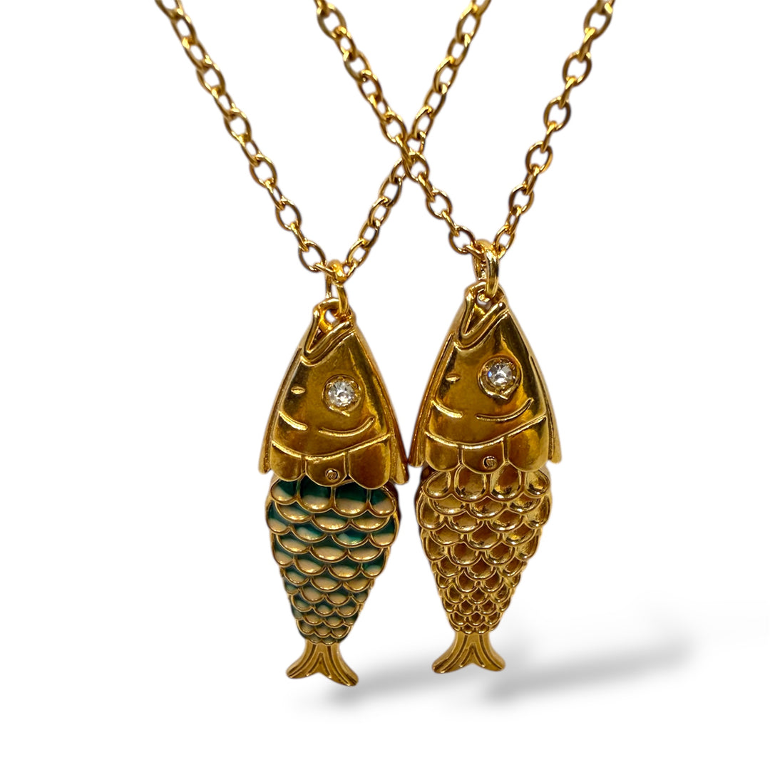 ABUNDANT PENDANT NECKLACE