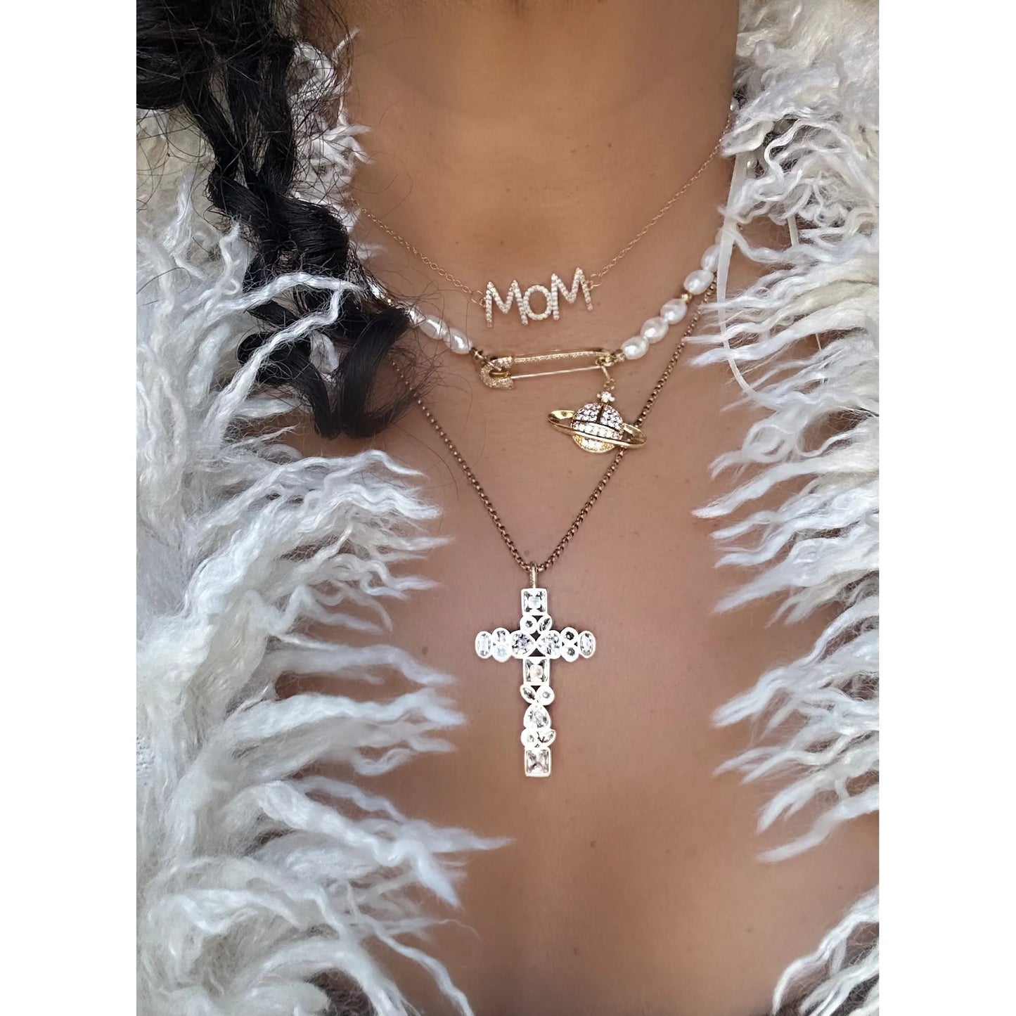 AMIRA NECKLACE