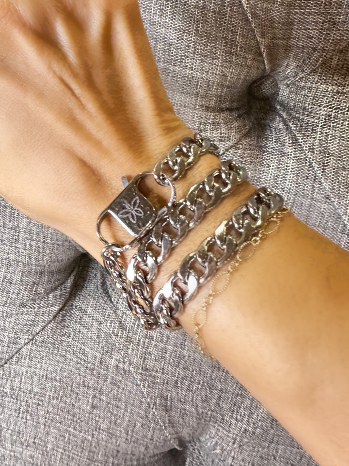 YOU CAN THANK ME NOW NECKLACE - Butterfly Alley Jewelry