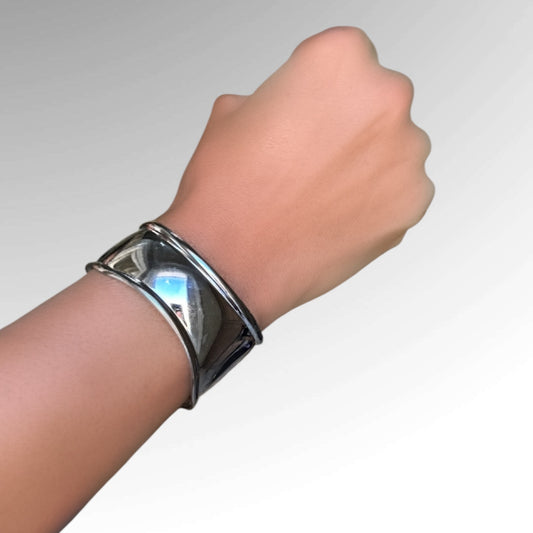 GLADIATOR CUFF BRACELET