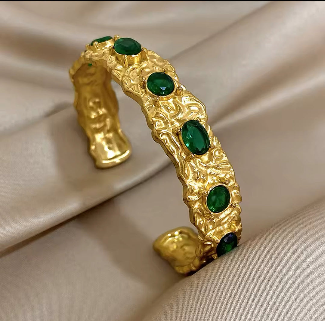 BENTLEY CUFF BRACELET