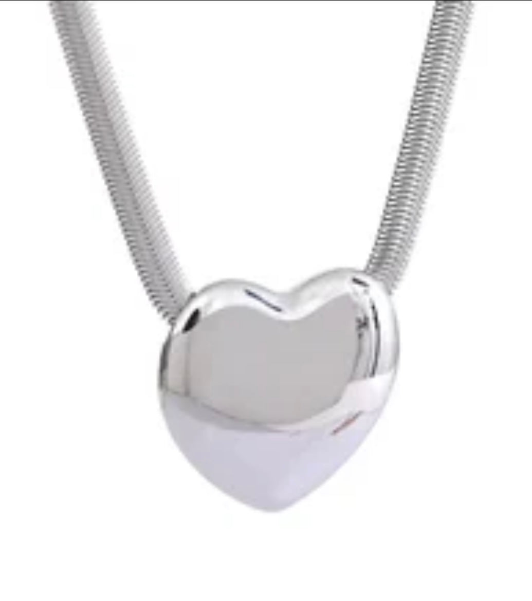 SWEETHEART NECKLACE - Butterfly Alley Jewelry