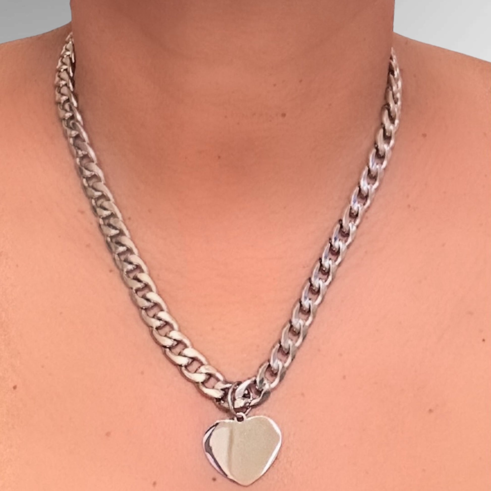 LET ME COUNT THE WAYS NECKLACE - Butterfly Alley Jewelry