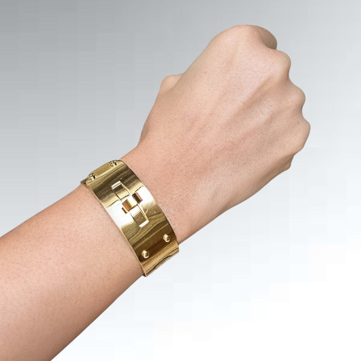 Lara Bracelet - Gold-Plated, Adjustable &amp; Stylish Jewelry