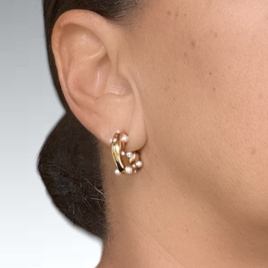 CLARISSA HUGGIE EARRINGS