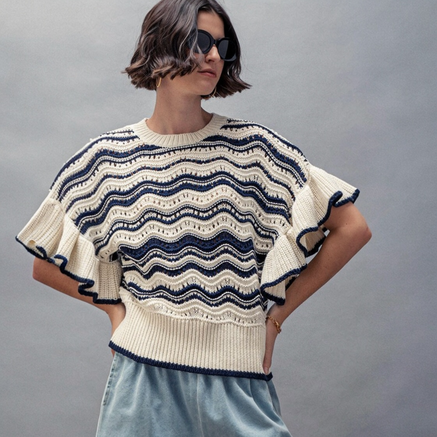 COASTAL WAVE SWEATER