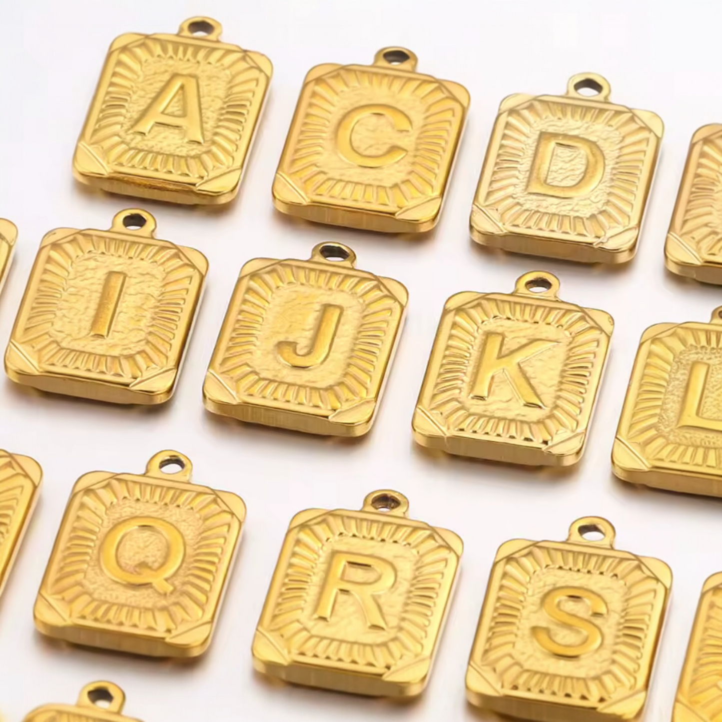 COLOR CRUSH INITIAL NECKLACE