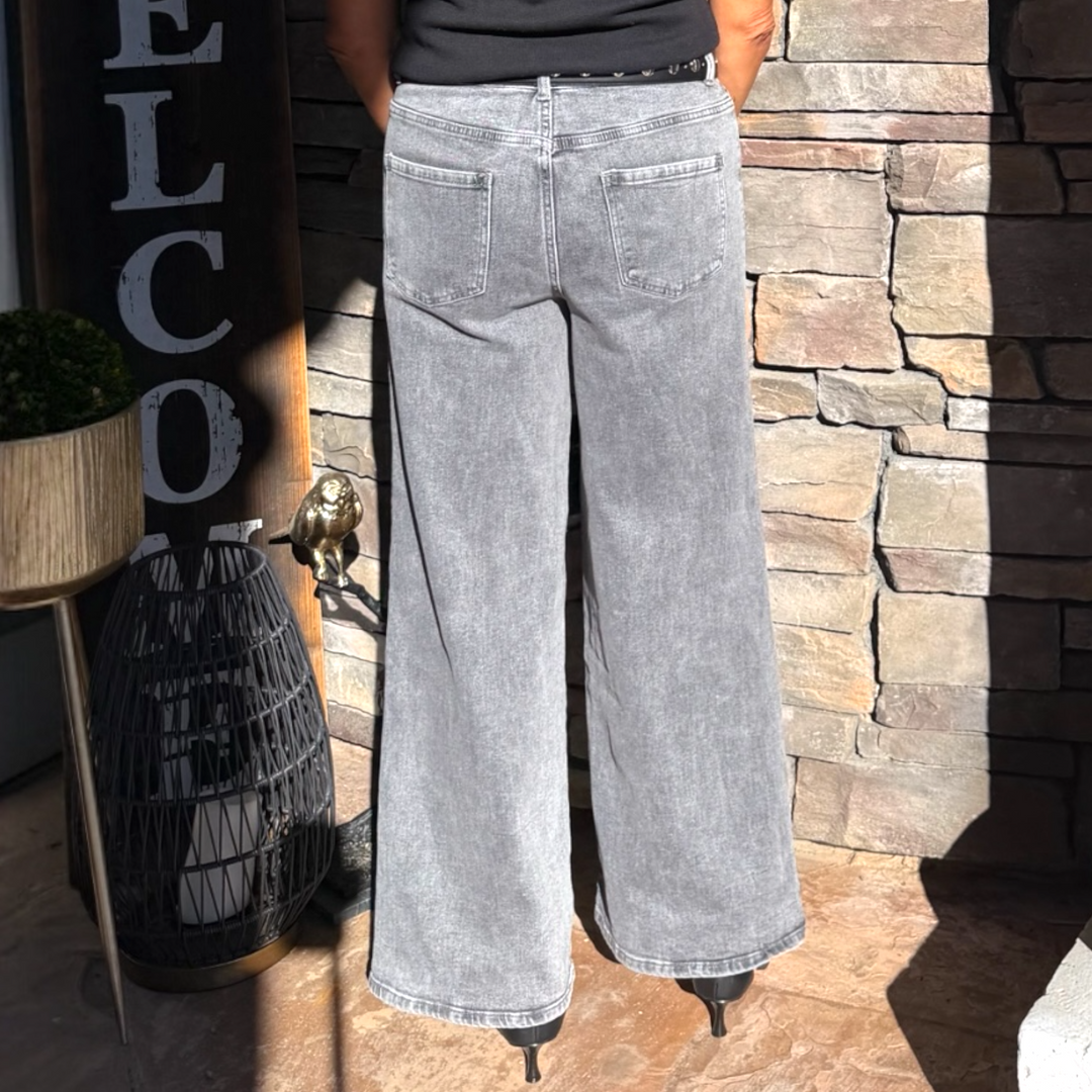 HARPER SUPER WIDE LEG JEANS - LIGHT GRAY