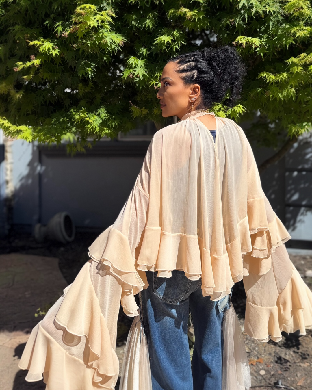 CASABLANCA RUFFLE BLOUSE