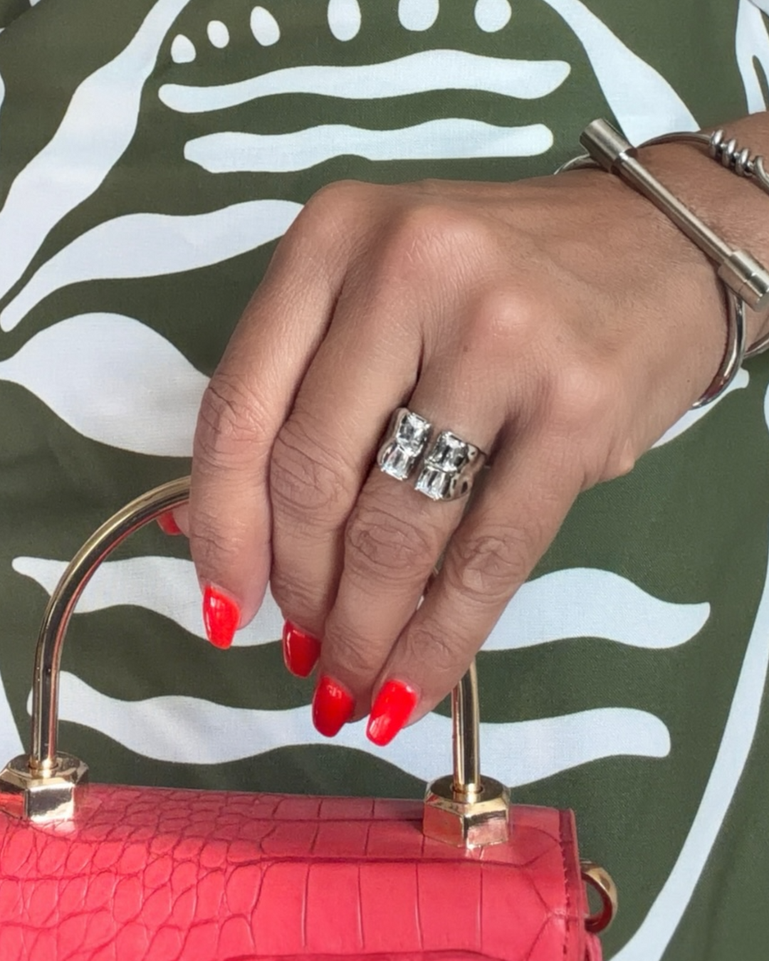 ANTIONETTE RING