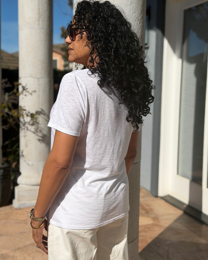 EVERYDAY. LUXE TEE