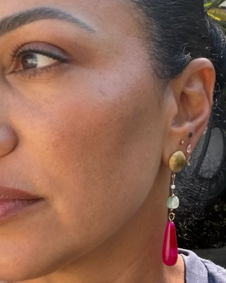 natural rose agate drop earrings with green stone and pearl accents, hammered gold stud post, 18k gold plated stainless steel,