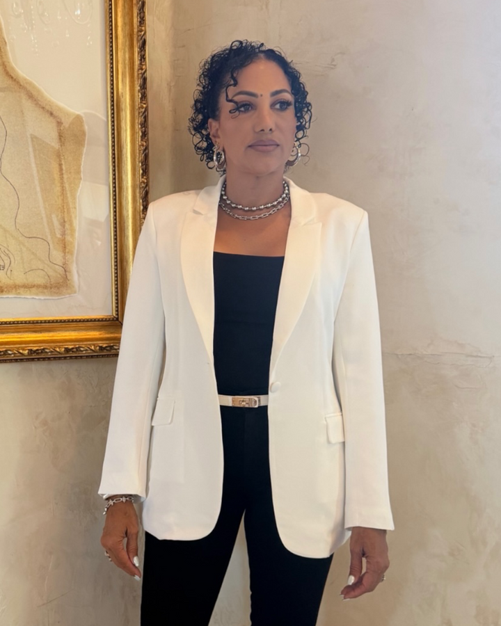 JESSI BLAZER