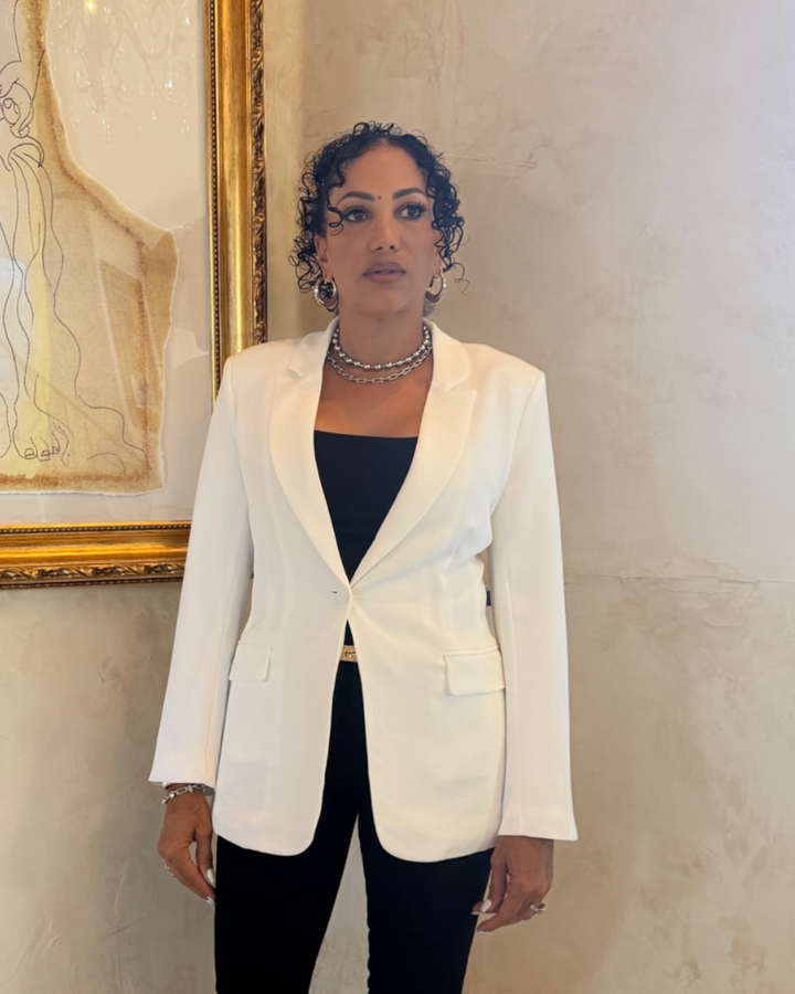 JESSI BLAZER