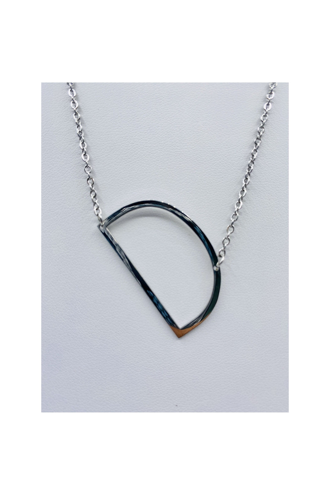 LARGE INITIAL NECKLACE - Butterfly Alley Jewelry